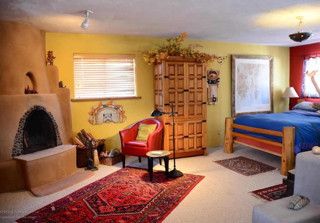 Casa Gallina - An Artisan Inn Таос Номер фото