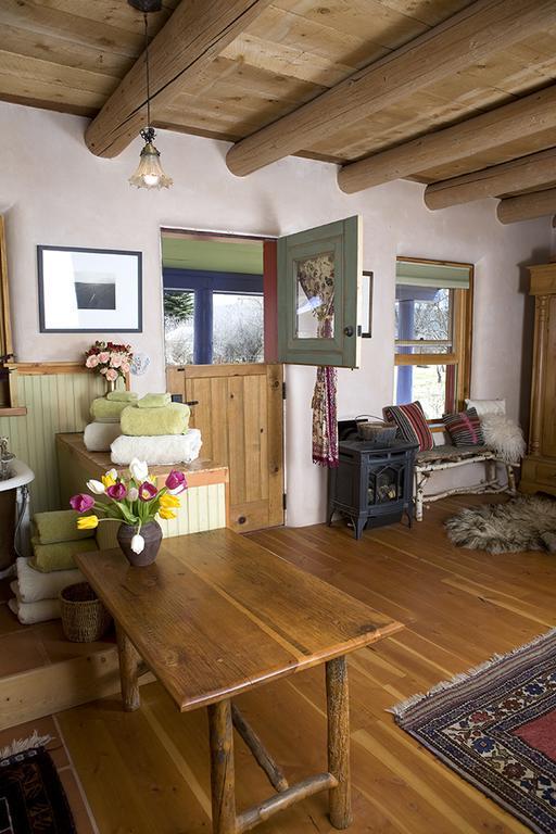 Casa Gallina - An Artisan Inn Таос Номер фото